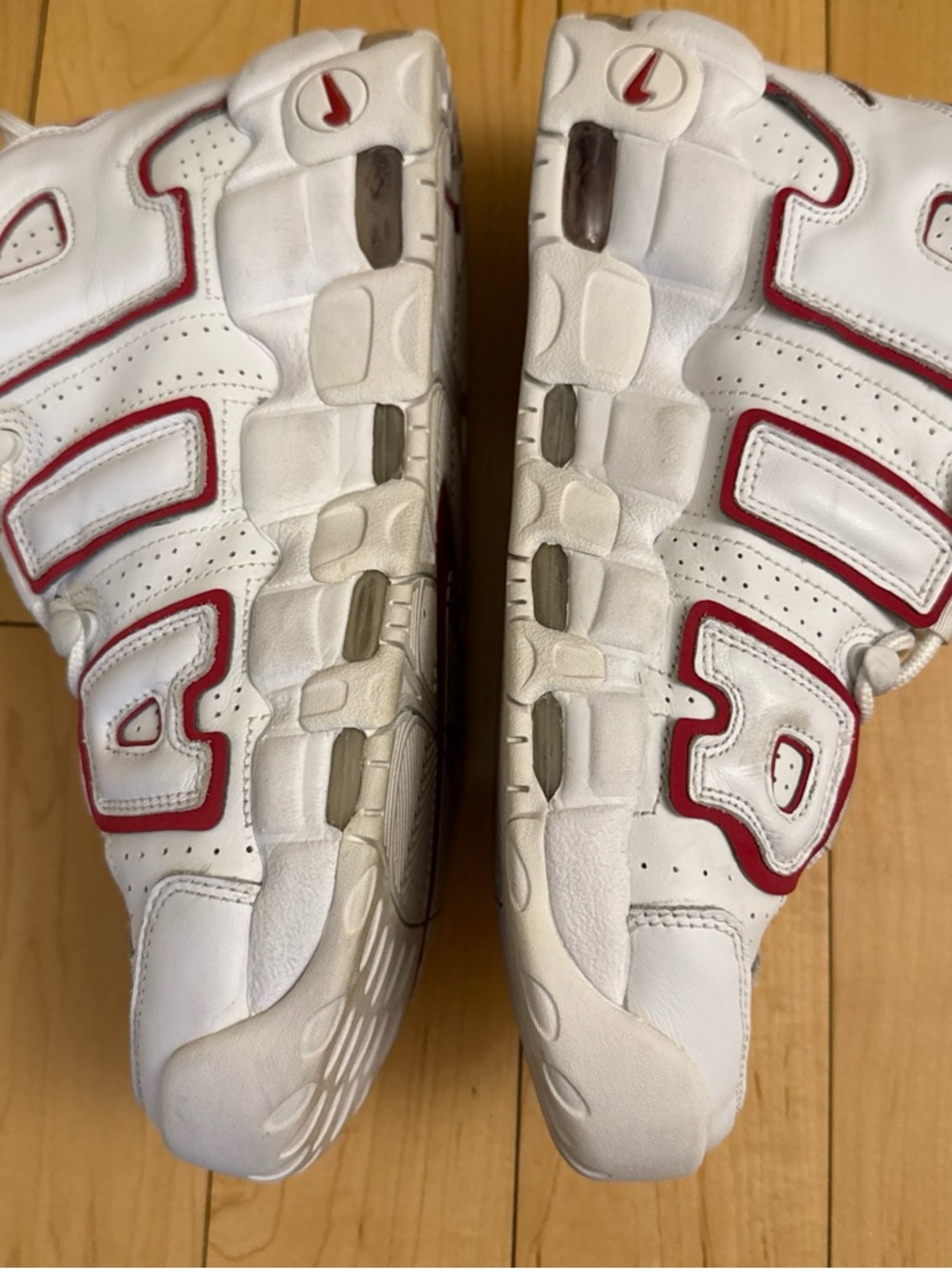 Nike White & Red mens Air More Uptempo Basketball Sneakers Sz 10 - Picture 2 of 16